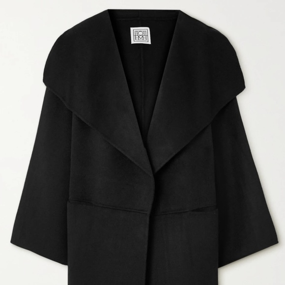 Toteme signature wool and cashmere-blend coat